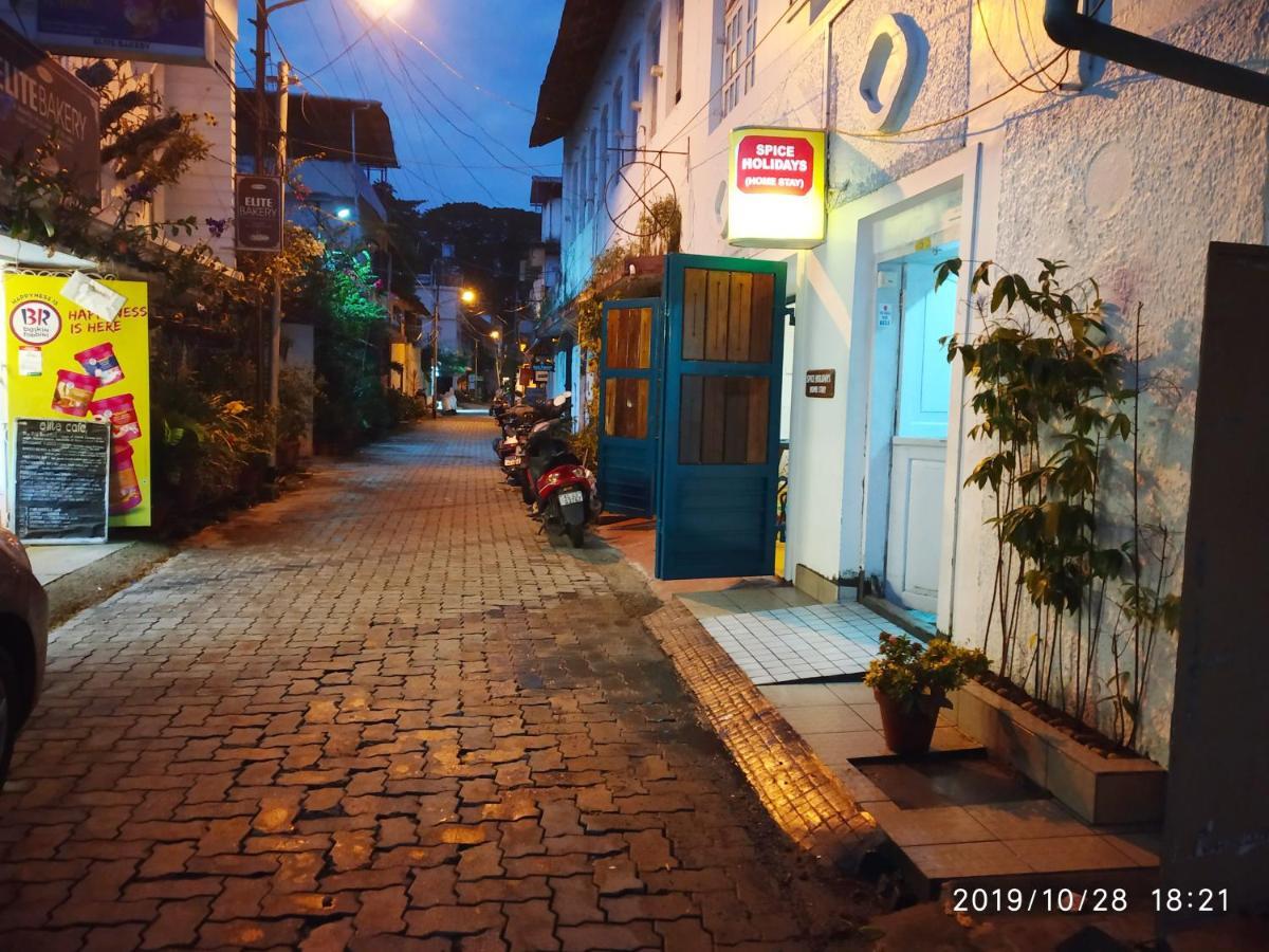 Spice Holidays Kochi Exterior photo