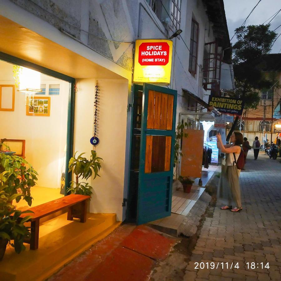 Spice Holidays Kochi Exterior photo